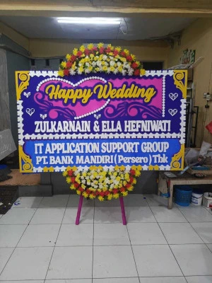 Papan Bunga di Cicinde Utara Banyusari